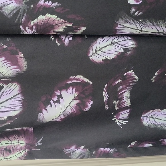Shimera Black and Purple feather Patterned Pajama pants. Size M - Picture 3 of 7
